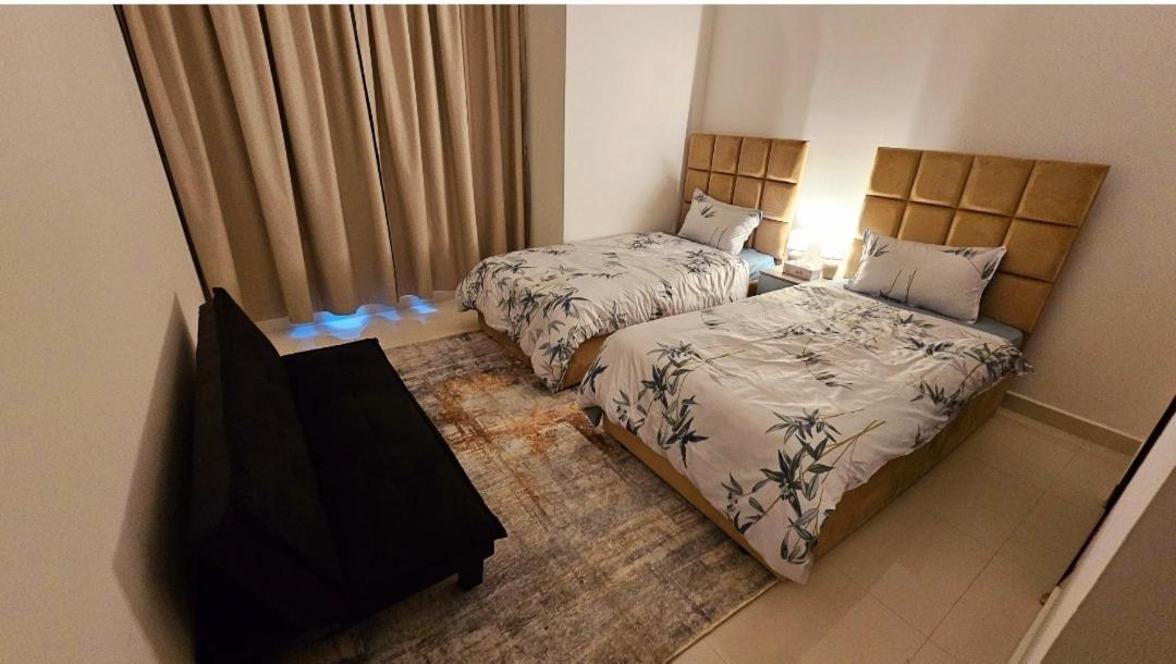 Elegant Villa Rooms In Dubai Near Airport Dış mekan fotoğraf